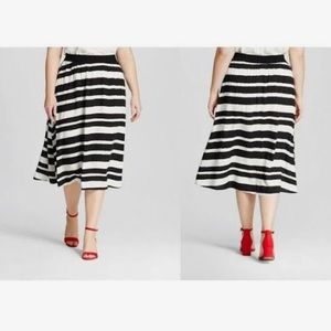 Striped high waisted midi skirt